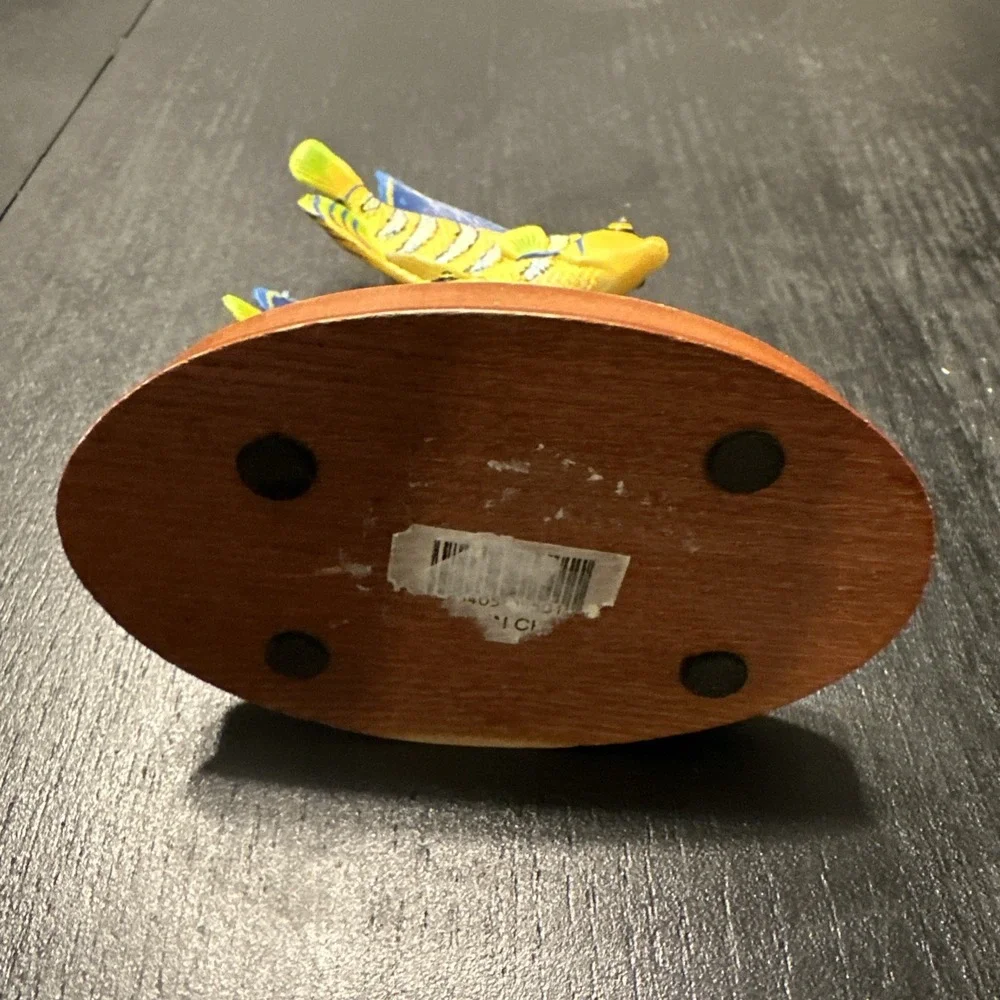 Tropical Fish Figurine Resin With Wood Stand 5.25